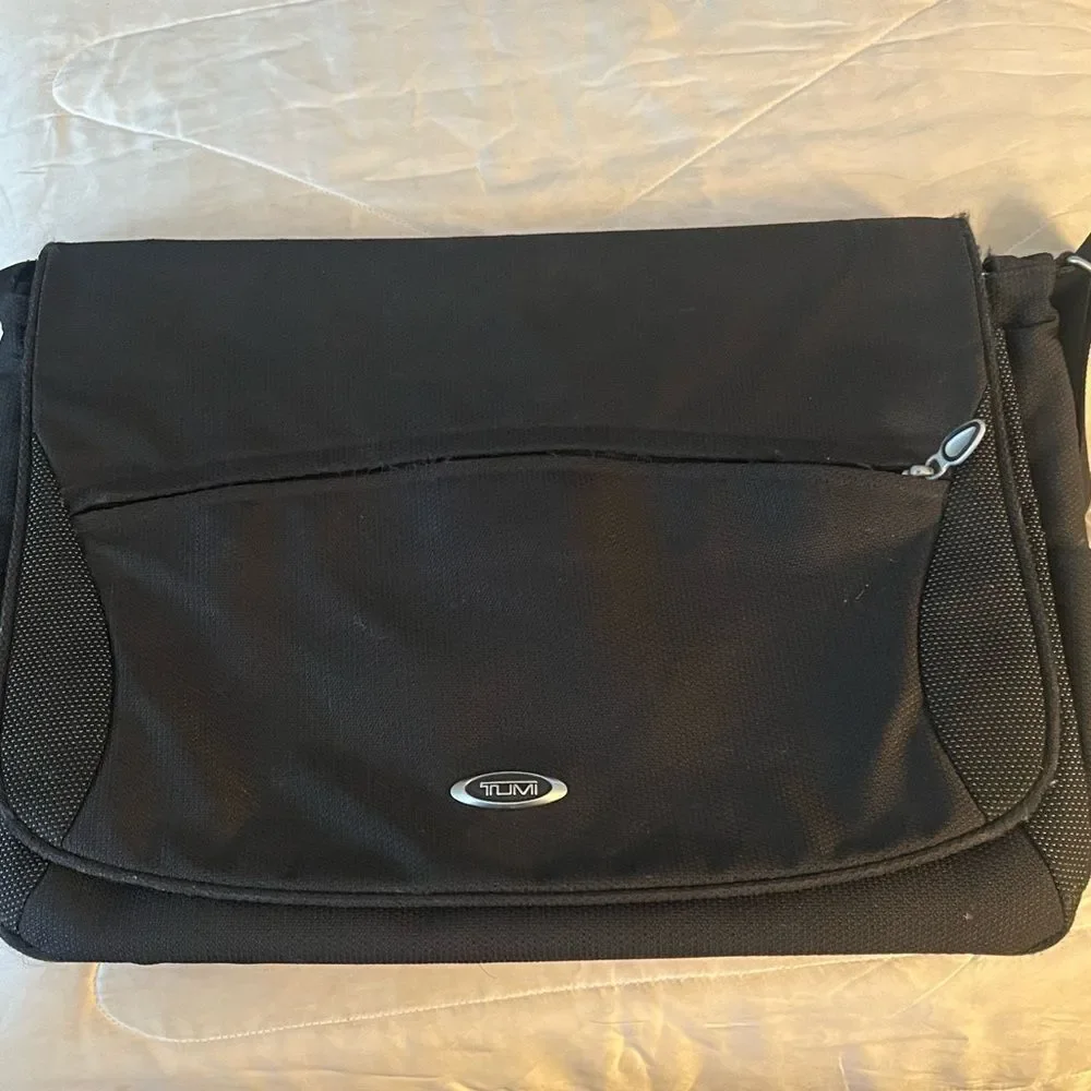 Tumi Voyageur Macon Laptop Carrier Bag